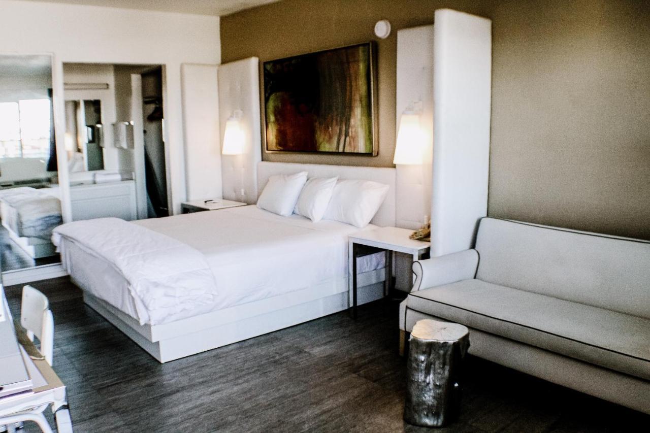 Devonshire Inn Motel Rosamond Экстерьер фото